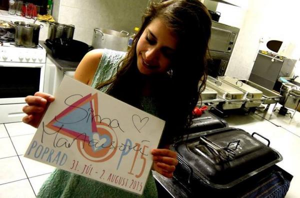 Vypočujte si hymnu P15