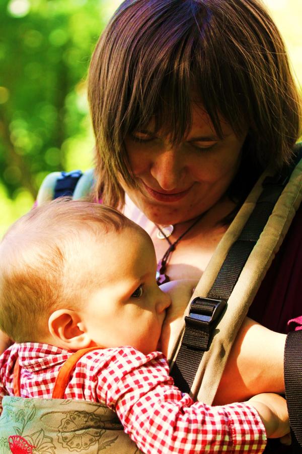 Dojčenie na verejnosti.