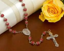 Október a modlitba ruženca.