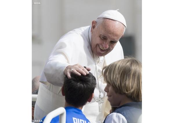 Generálna audiencia: Modlitba ako vzťah s milosrdnou Láskou