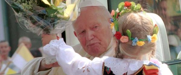 Cesty pápežov do Poľska