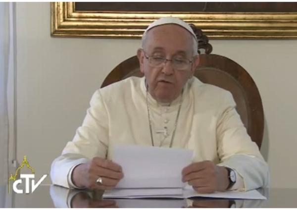 V januárovom videoposolstve Svätého Otca kresťania spoločne rozozvučia zvon