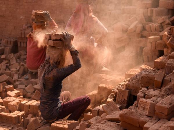 Odchod pre lepšie riešenie: Pakistanské tehlové pece